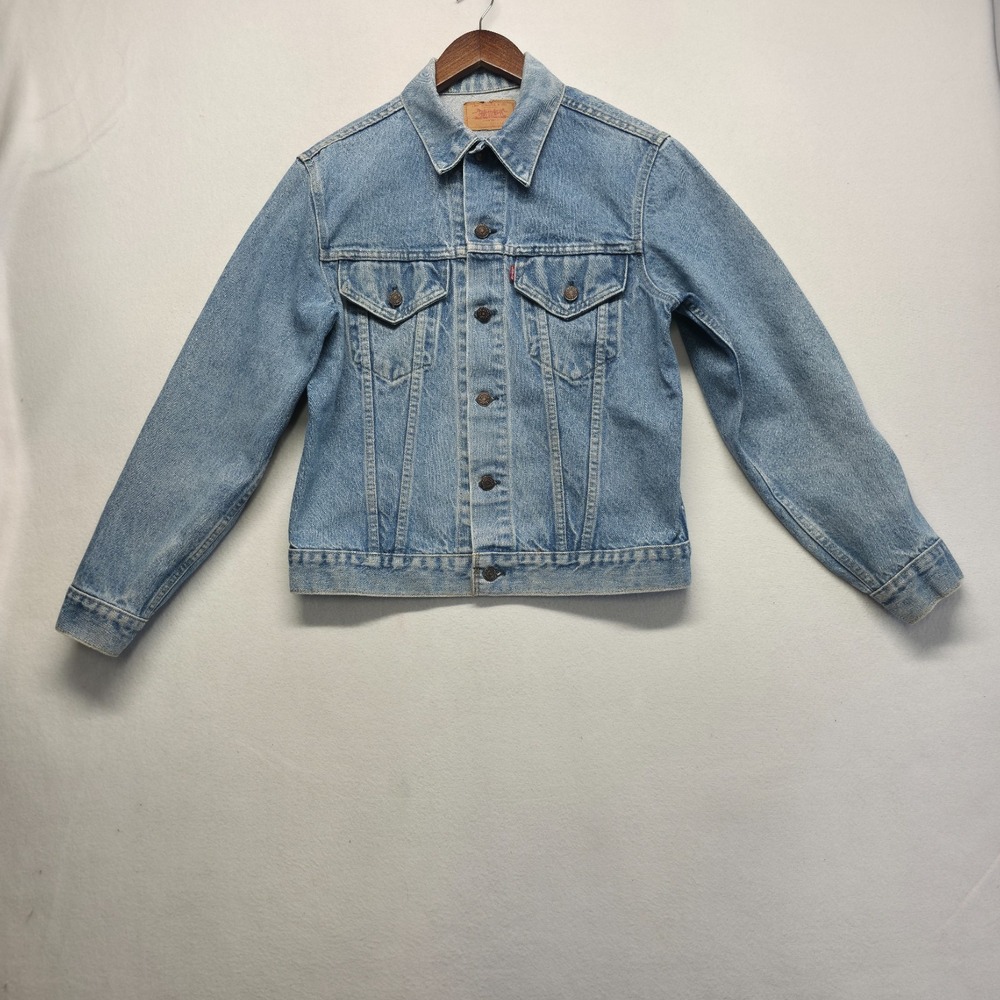 Vintage Levis Type 3 Trucker Jacket Men Size 40 Blue Denim USA 70505-0217